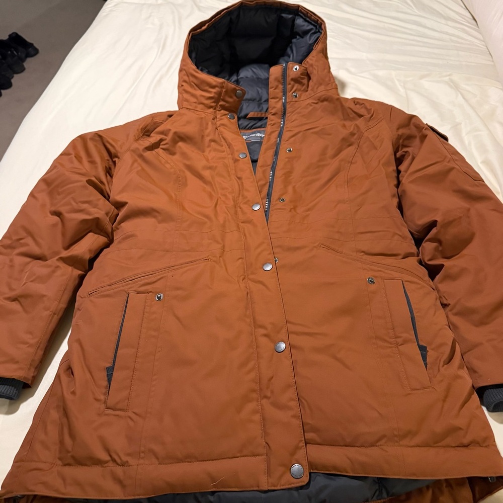 Beautiful Eddie Bauer brown (rusty-brown) winter coat